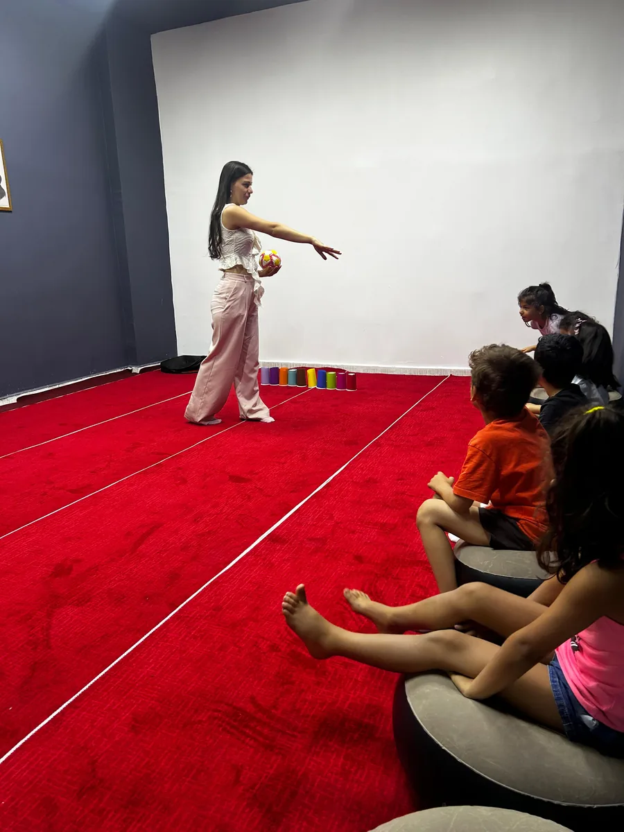 Children in class at SpeakingLab Urfa