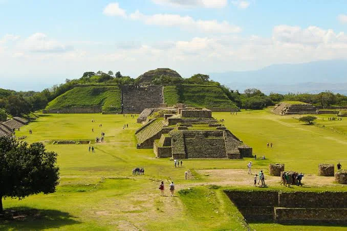 Monte Alb&aacute;n from the North Platform